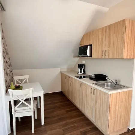 טיהאני Pilger Apartments מראה חיצוני תמונה